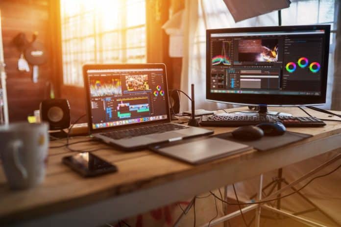 Koesio TV, un bouquet de contenus vidéos inédit qui révolutionne l’affichage dynamique de proximité pour les PME.