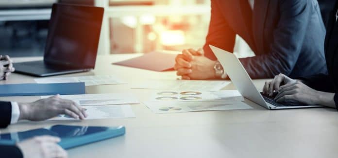Innovafonds accompagne Sébastien Taveau dans le recentrage du Groupe NOVAE, leader français dans le conseil.